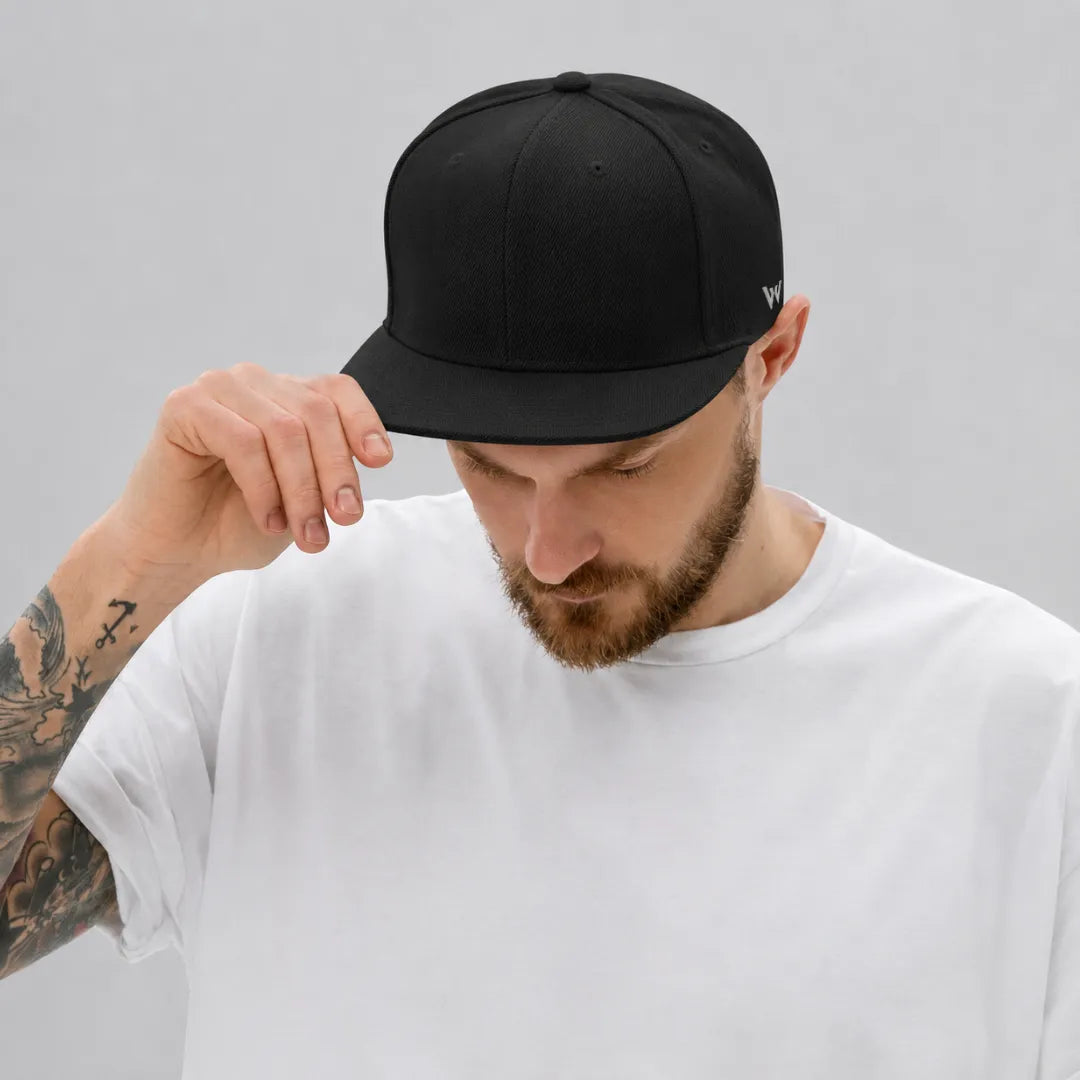 Unisex Black Hip-Hop Style Flat Brim Snapback Cap